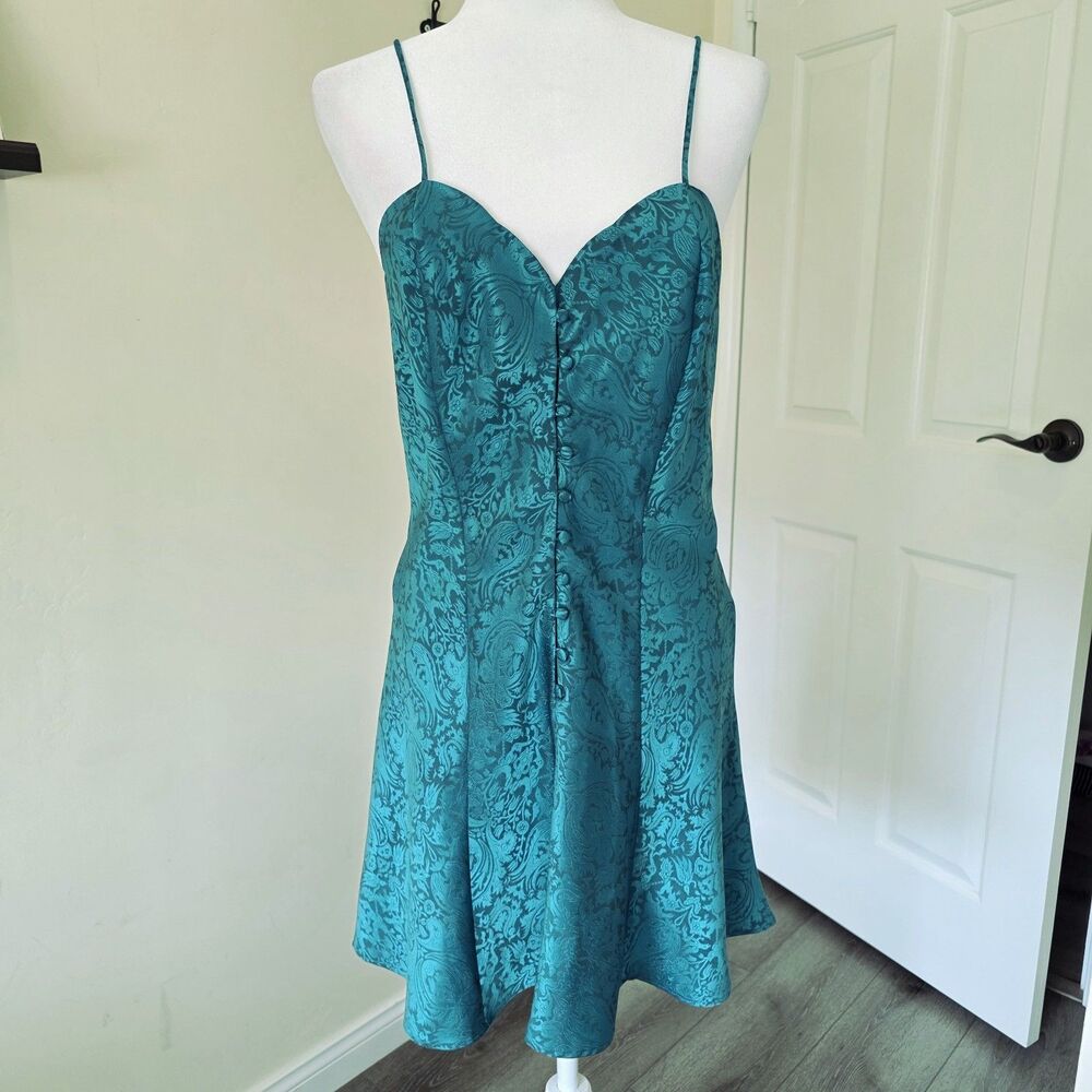 Vtg 90s Y2K Victorias Secret M Babydoll Slip Dress Button Green Embossed Nightie